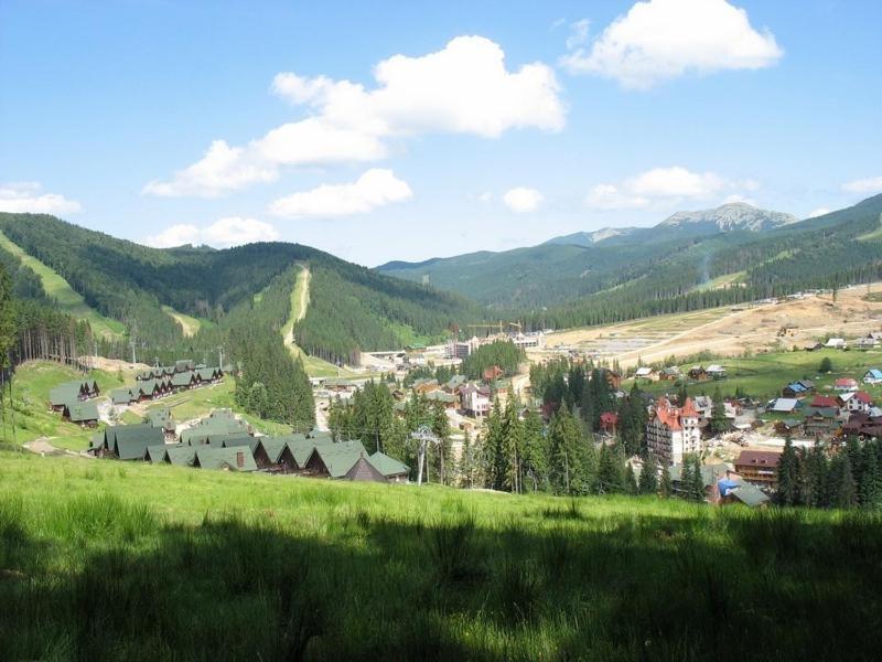 100 Metriv Vid Vytyagu Hotel Bukovel Ruang foto