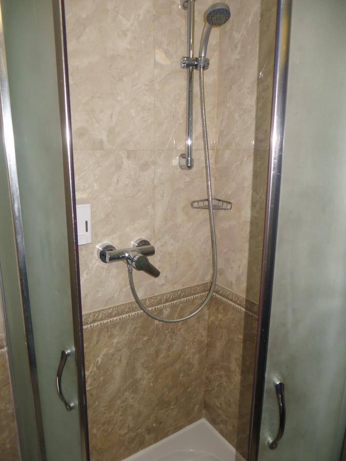 100 Metriv Vid Vytyagu Hotel Bukovel Ruang foto
