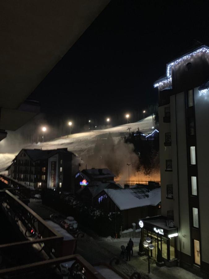 100 Metriv Vid Vytyagu Hotel Bukovel Bagian luar foto